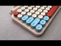 صفحه کلید پلاستیکی اداری، صفحه کلید متصل به بلوتوث، صفحه کلید خاص آیپد